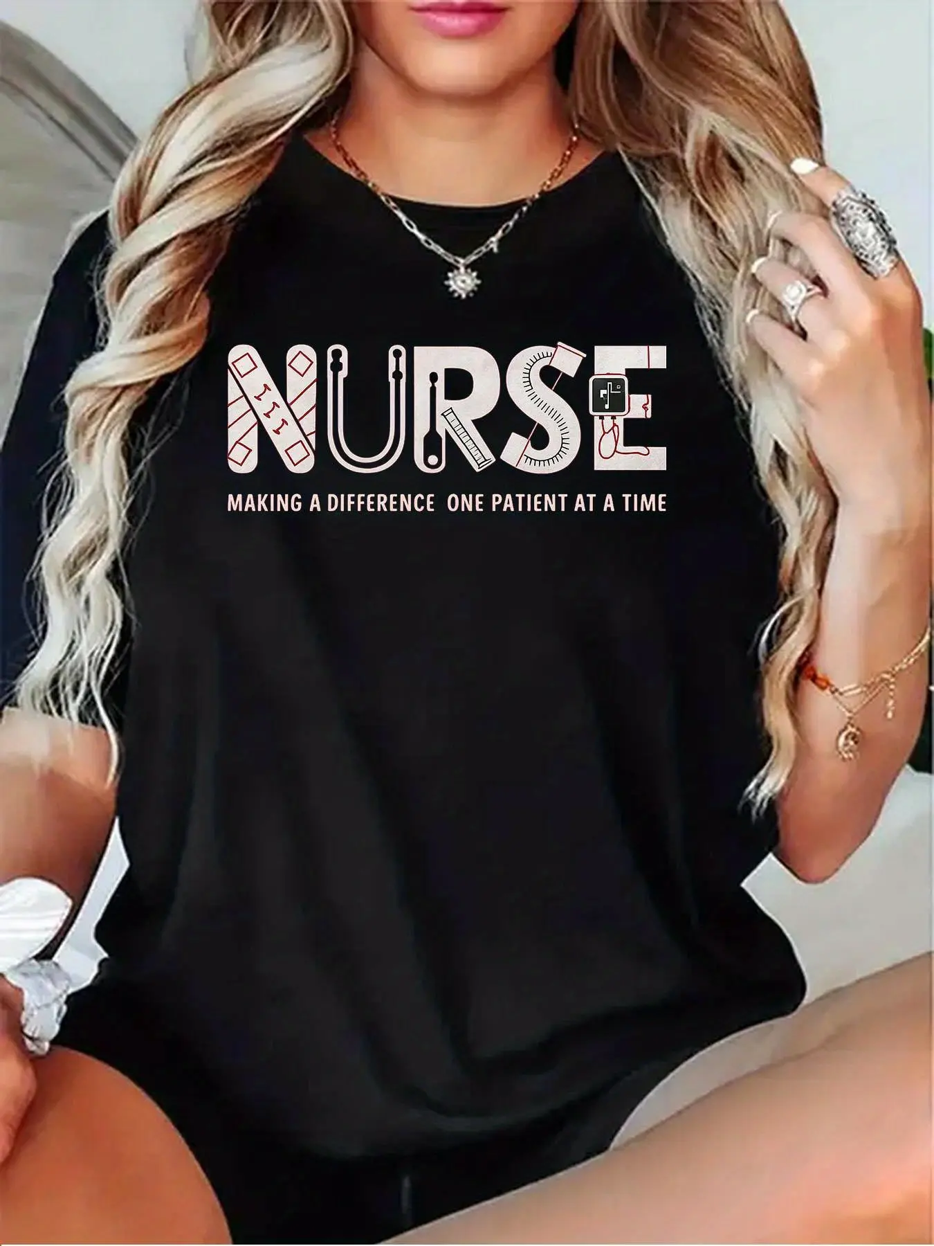 Women's Nurse T-Shirt "Making a Difference One Patient at a Time" - Casual Short Sleeve Round Neck Nursing Apparel, Comfortable Everyday Attire, Machine Washable Solid Color (Black/Grey/White/Dark Red)