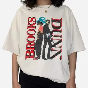 Brooks & Dunn Stampede Tour 1993 Vintage T-Shirt - Retro Country Music Unisex Tee for Men and Women, Perfect Gift for Country Fans and 90s Nostalgia Lovers