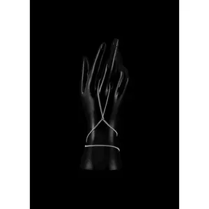 Vega Hand Chain