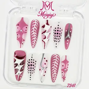 .DP.7541.Pink Hot Girl Wearable Nails