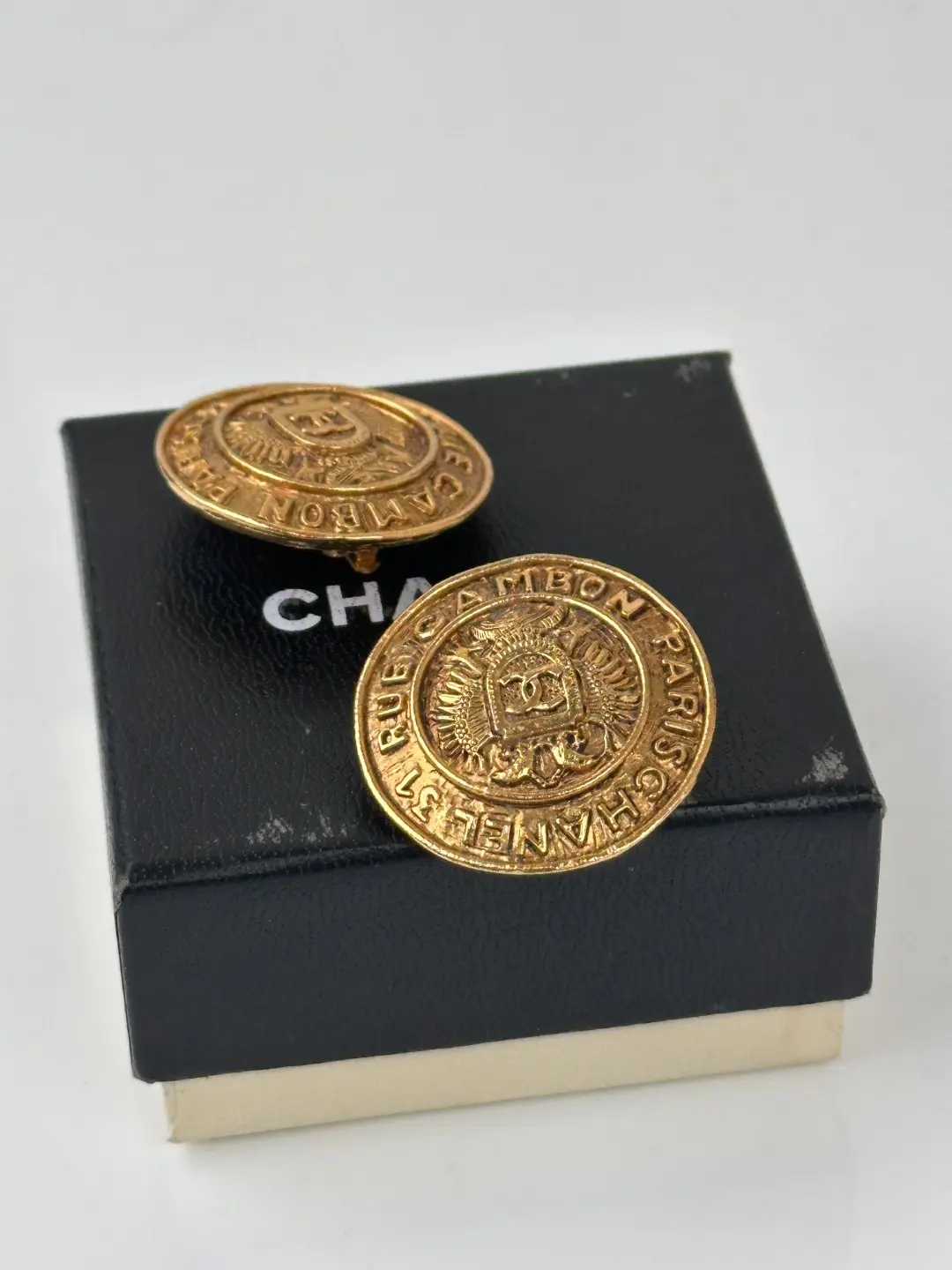 Pre-owned Chanel eirrings MRC433