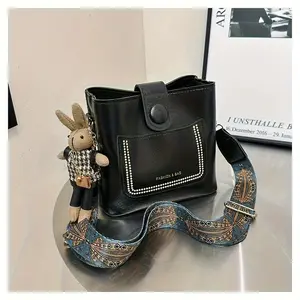 Ladies Crossbody Purse Stylish Shoulder Bag with Adjustable Strap, Suitable for Daily Commuting