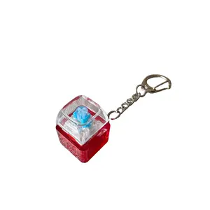 Stress Relief Keycap PC Hat, Finger Press Mechanical Keyboard Stress Relief Keychain, Fun Fidget Toy for Anxiety Relief, Sensory Fidget Keychain