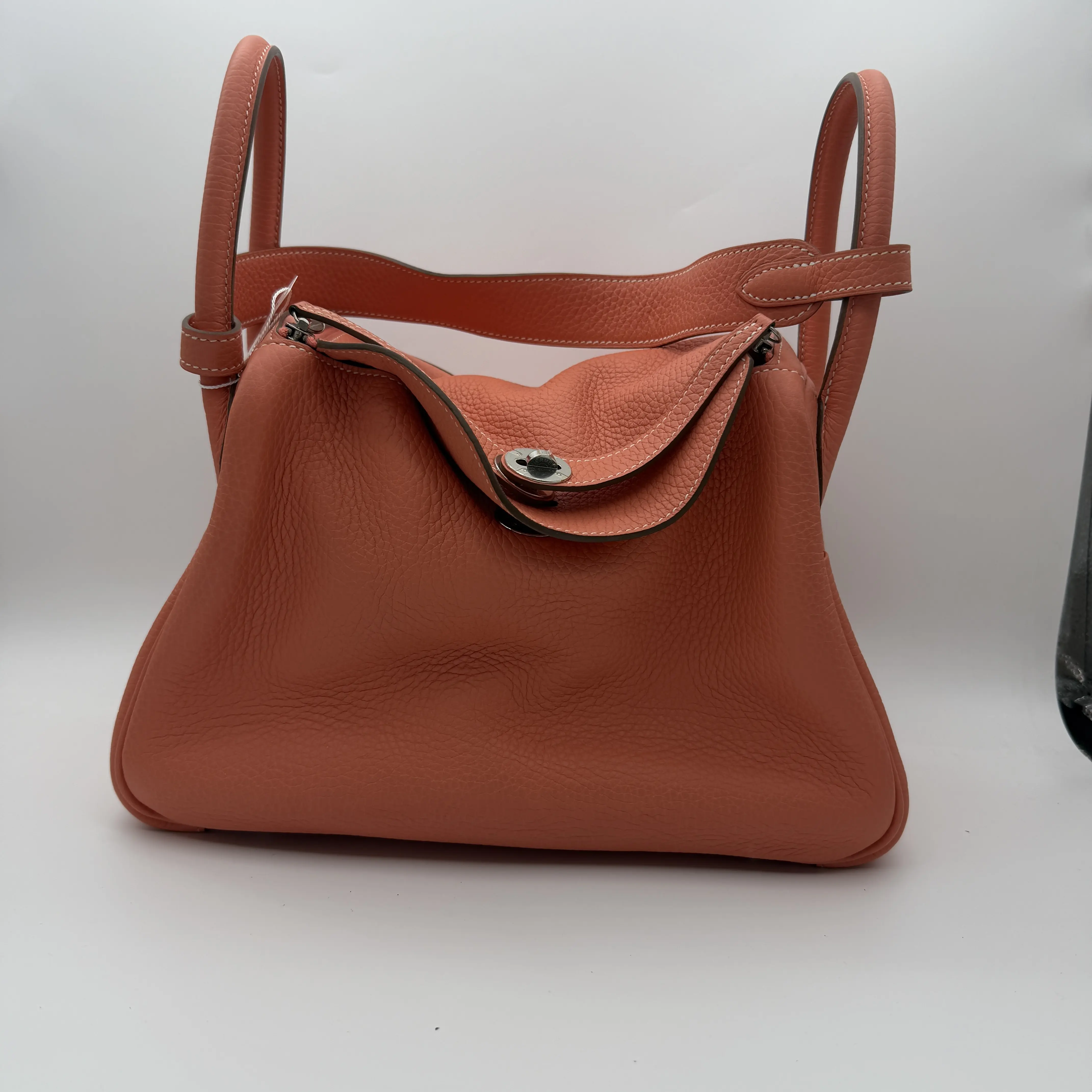 Pre-owned HERMÈS Lindy 30 in Orange Red