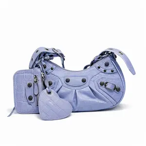 Pre-owned Balenciaga Calfskin Shoulder Bags BJ1109904065 Le Cagole Lightpurple