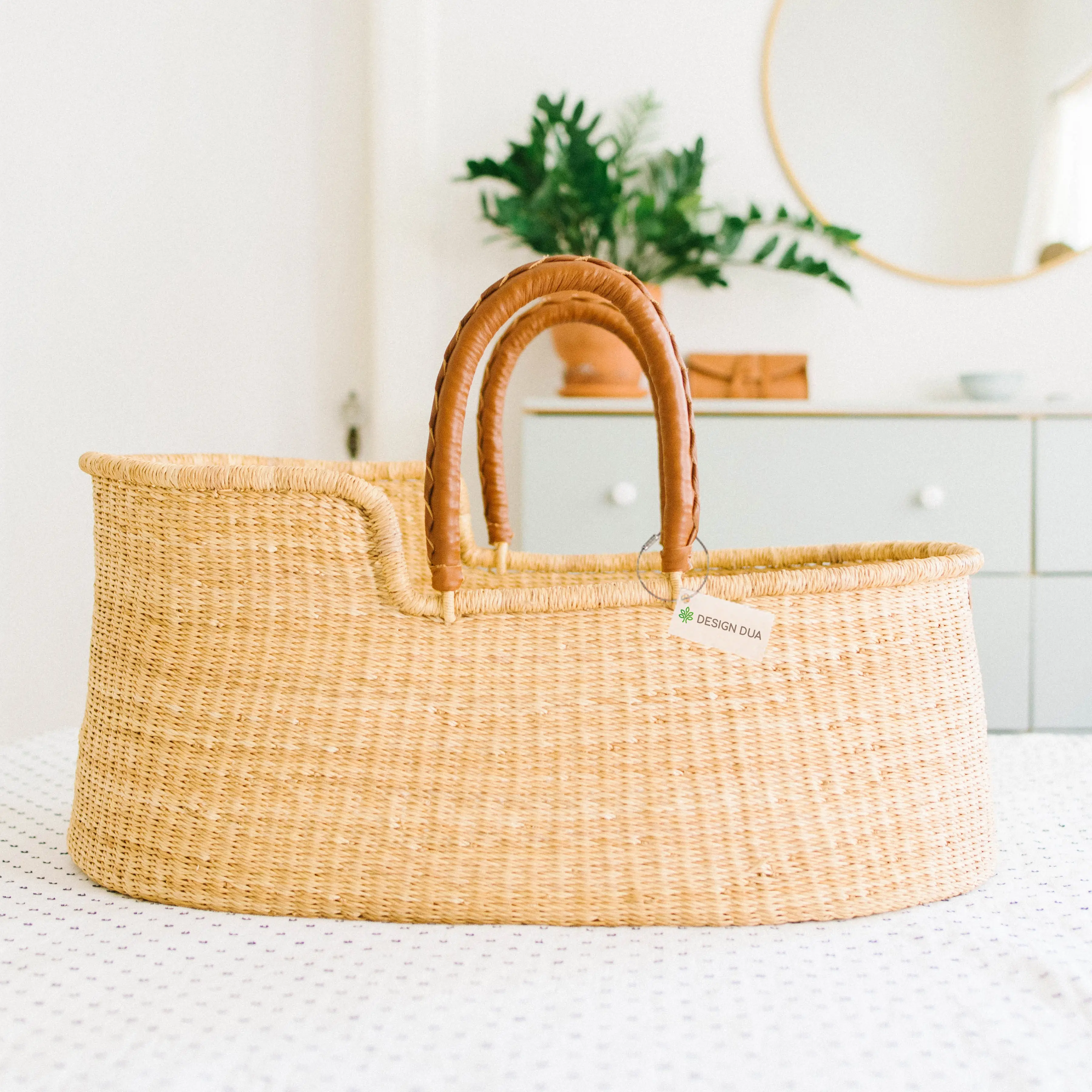 Signature Bilia Bassinet: Natural - Basket ONLY