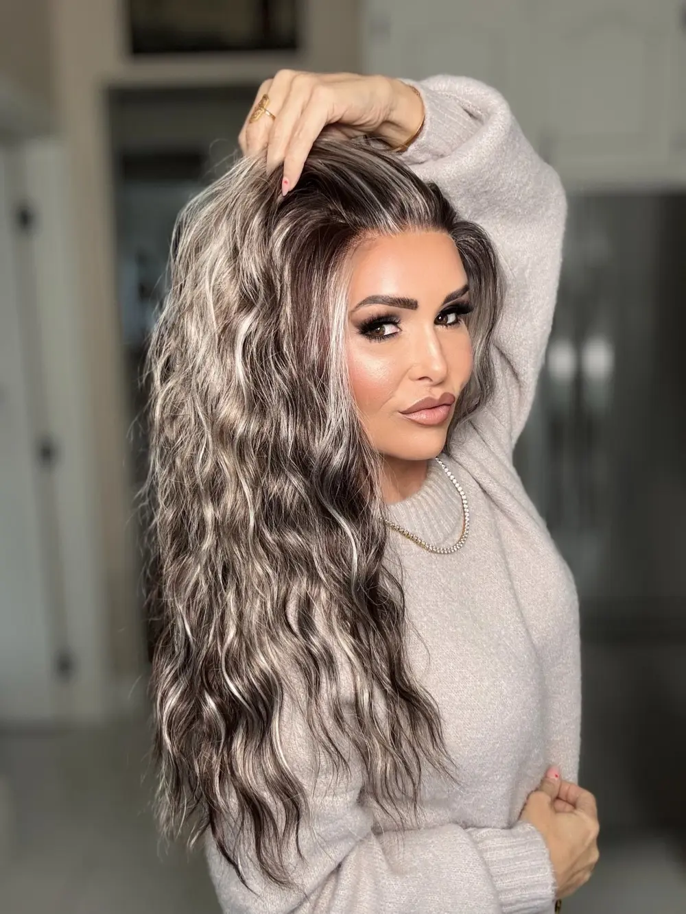AISOM Marissa Iced Mocha Long Water Wave 20 Inches 13x4" Free Part Lace Front Wig Low Density Heat Friendly Synthetic Glueless Daily Women's Wig