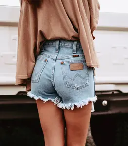 Wrangler Reworked Distressed Light Wash Women's Shorts