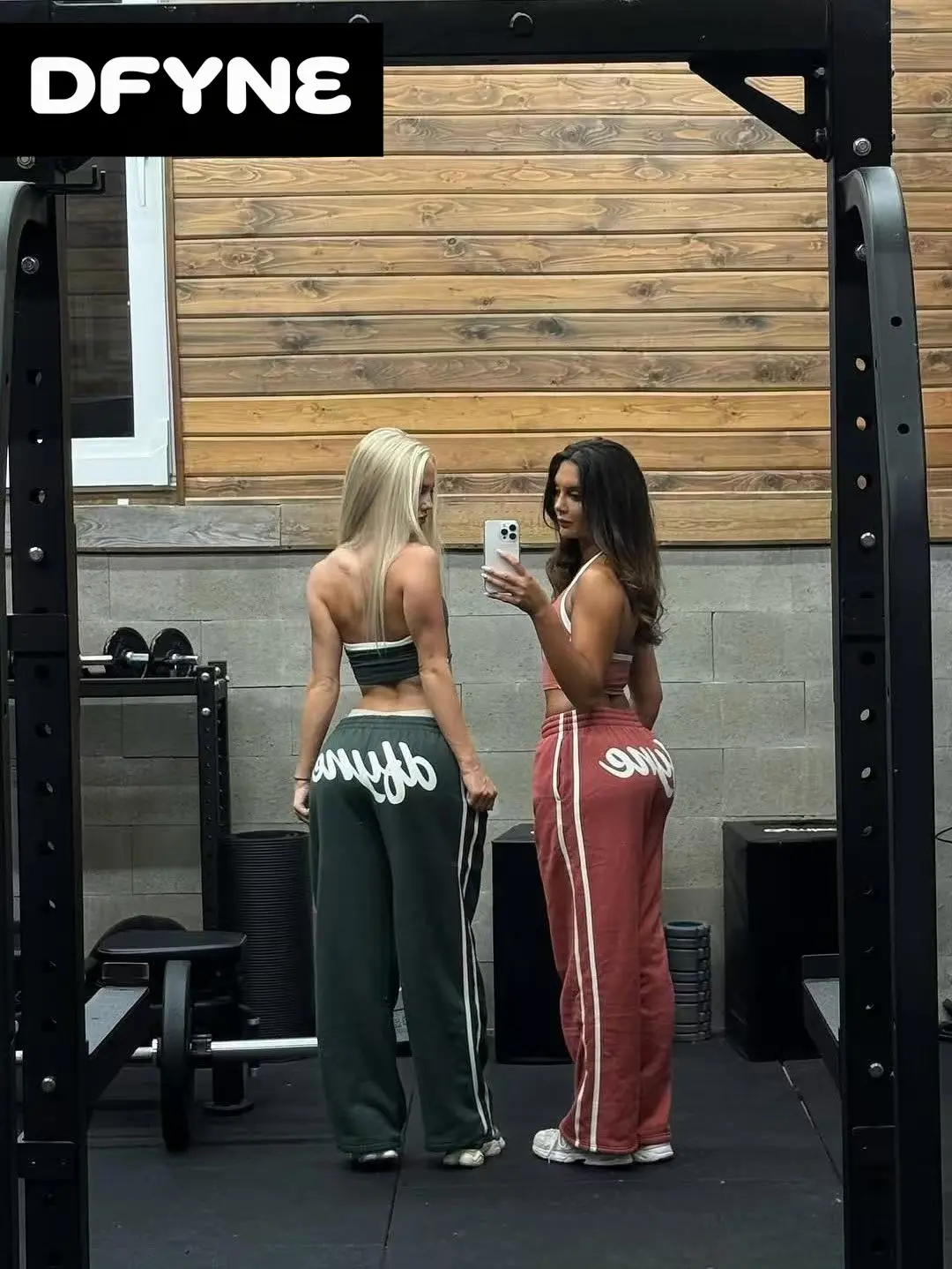 DFYNE Side Stripe Drawstring Wide Leg Sweatpants,Back Large Logo Print Loose Fit Casual Track Pants,Soft Breathable Stretch Jogger Trousers For GymWorkout Streetwear Daily Athleisure Outfits, MultipleColor Options Available