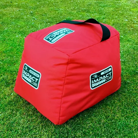 Impact Cube 2.0 Golf Swing Trainer - Ultra-Durable Ballistic Nylon Golf Gadget, Unisex Functional Aid with 4 Impact Positions, Cube Shape, Angled Sides for Power & Consistency, Home Practice, No Ball Needed, Feel Shaft Lean in Real Time, Inside Attack Cue
