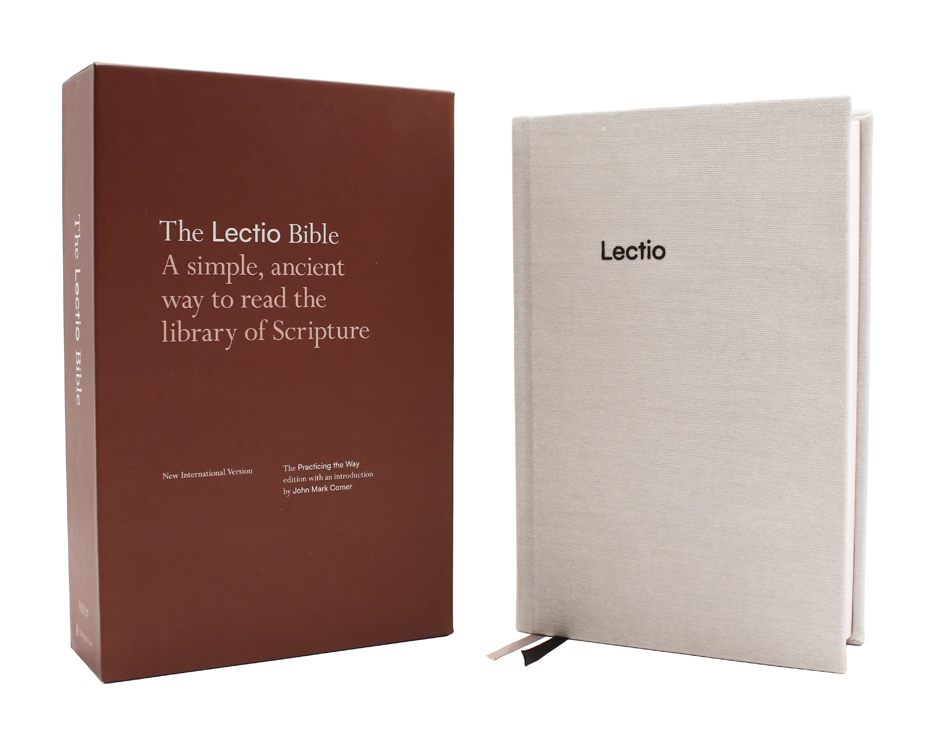 NIV Lectio Bible: A simple, ancient way to read the library of Scripture, Cloth over Board: The Practicing the Way edition with an introduction by John Mark Comer by John Mark Comer||Zondervan [Hardback Book]