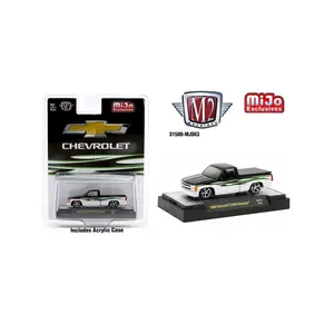 M2 Machines 1:64 1990 Chevrolet C1500 SS 454 MiJo Exclusives
