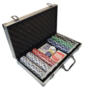 Fat Cat 300Ct Texas Hold'Em Poker Chip Set Game Card Slots Party Card Game