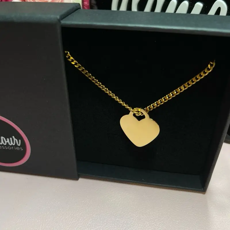 Medium Heart necklace chunky chain Medium Heart necklace chunky chain