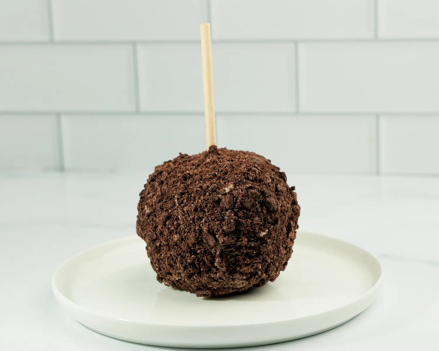 Caramel Cookie Crumble Apple Snack, 16oz Sweet Treats Made with Sugar, Salt, and Milk Chocolate