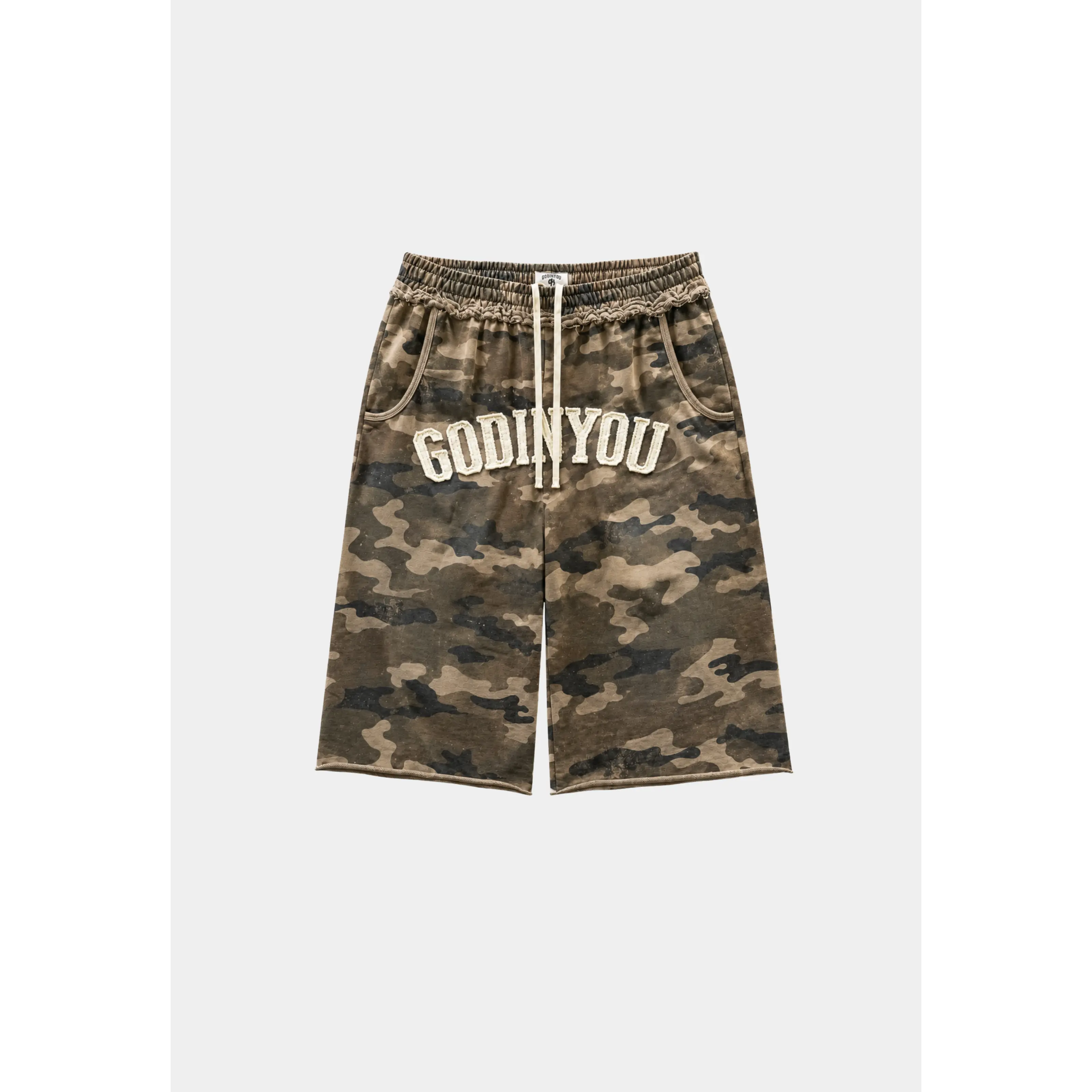 "GODINYOU" SWEATSHORTS (CAMO)