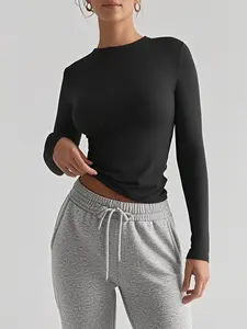 Women's Solid Color Basic Crew Neck Long Sleeve Comfortable Fabric, Stretchy and Simple Design, Perfect for Daily Wear