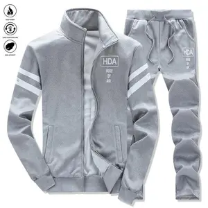 Men’s casual set, simple outfit: round-neck jacket with long pants; slim-fit men’s set for daily wear and travel; men’s fleece tracksuit; tracksuits for men; winter trousers for men; men’s winter tracksuit set; track suit set for men