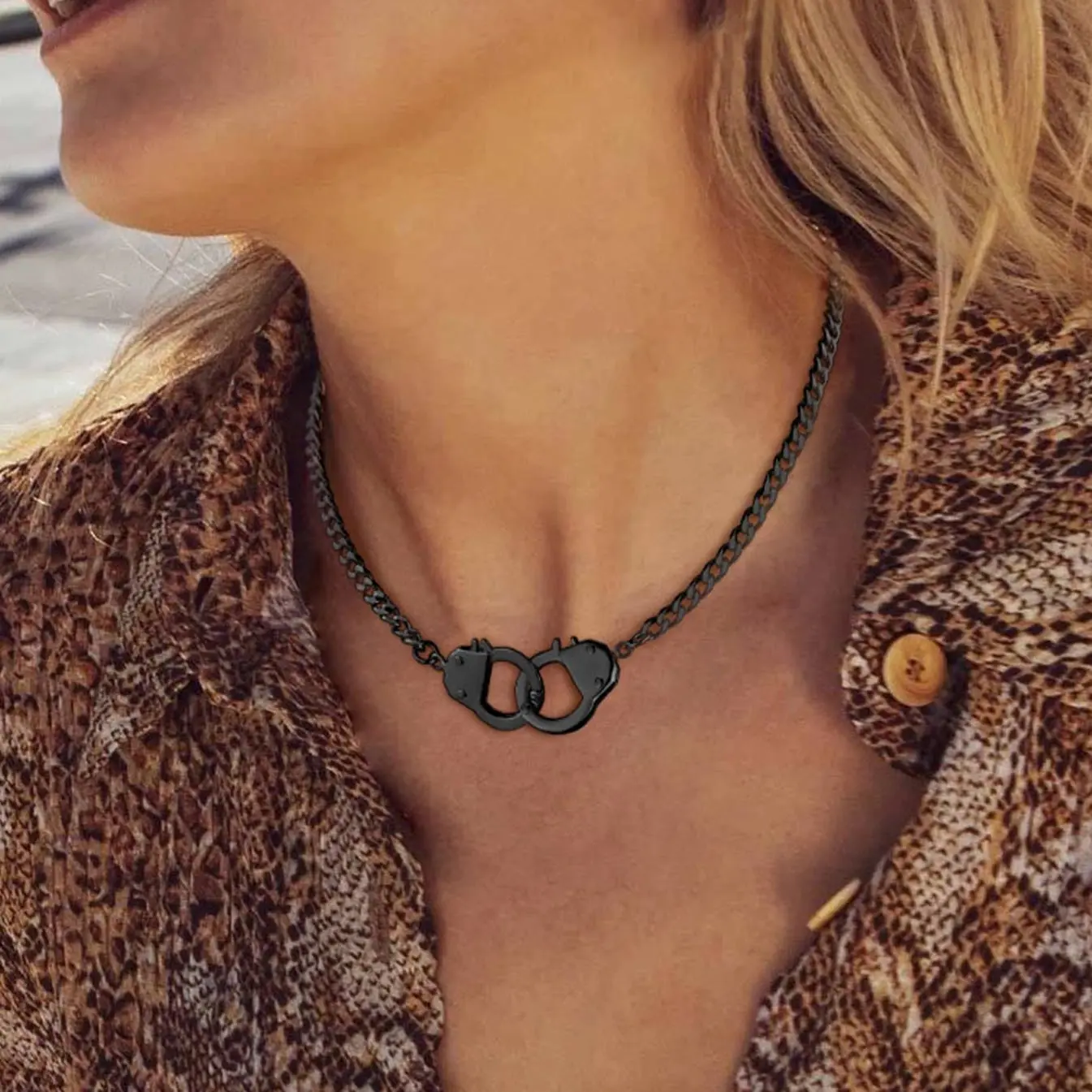 FaithHeart Punk Handcuff Costume Jewelry Necklace for Men, Women - Stainless Steel Jewelry Accessory, Accessories Adults, Unisex, Daily, Casual, Rustproof Metal, Cuff Neckpiece, Cuff Part Comes Undone, Easily Be A Gift