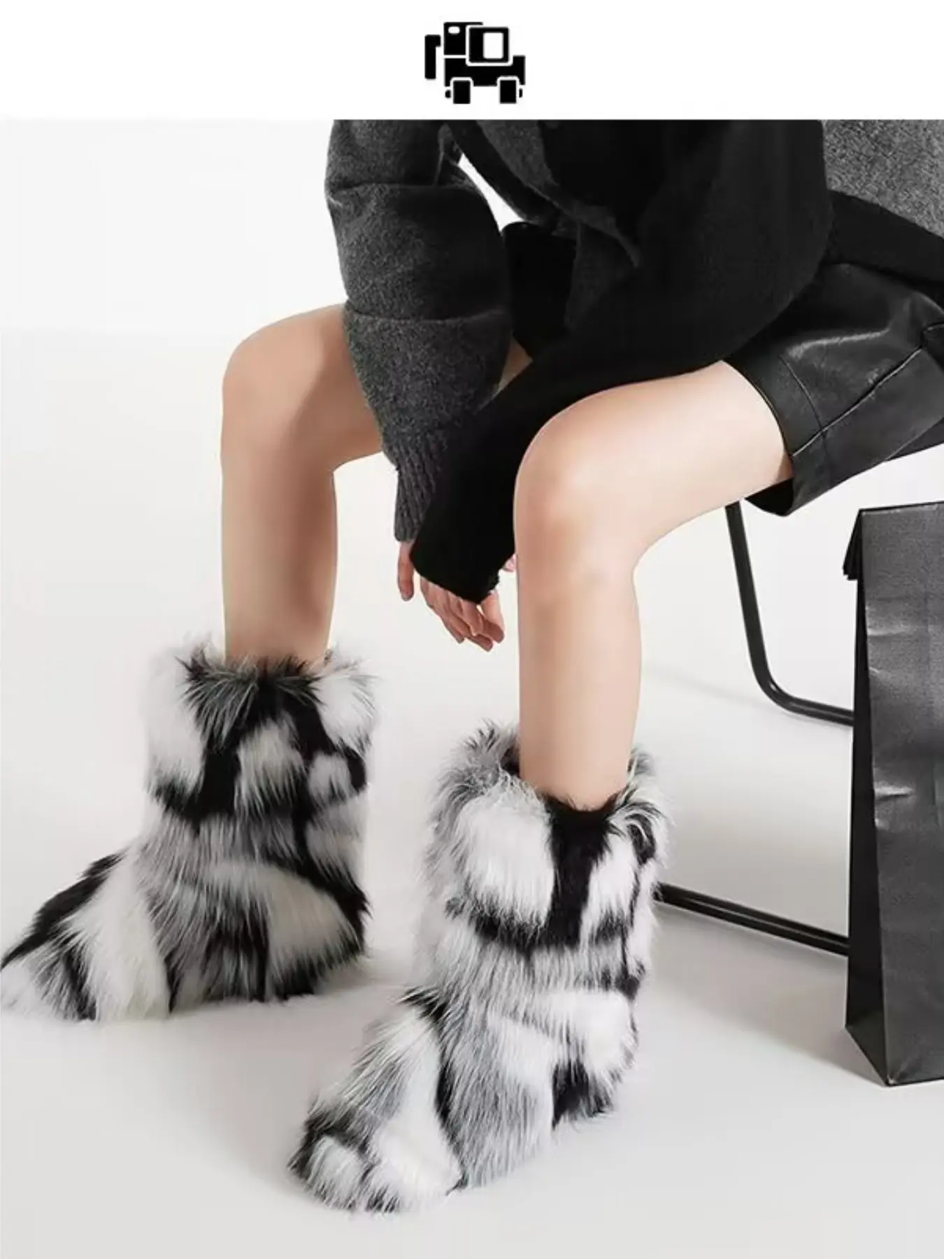 Women's Solid Color Faux Fur Boot, Fluffy Ankle Snow Boots, Round Toe Boots, Warm Comfortable Outdoor Flat Shoes for Cold Winter, Trending Shoes, Trendy Boots, Fashion Boot, Boots with Fur