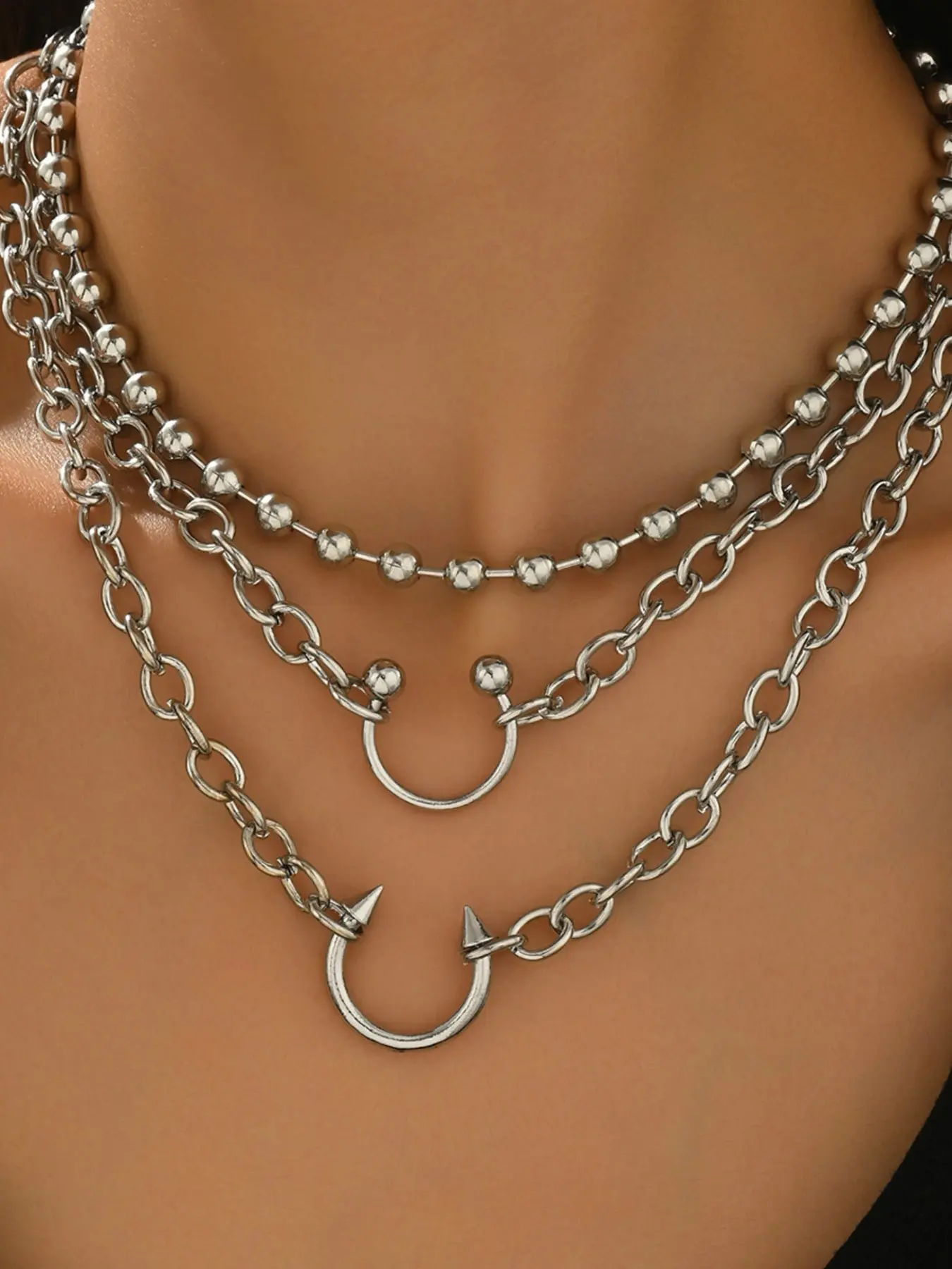 Punk Style Multi-Layer Pendant Alloy Necklace, Unique Hip-Hop Fashion Jewelry, Trendy European and American Accessories, Bold Personality Design, Trendy Charm Necklaces