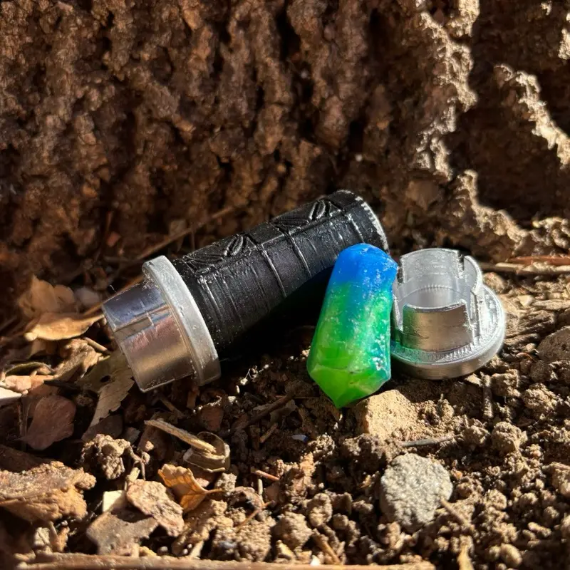 Water and Earth RFID Kyber Crystal -Galaxy Edge Lightsaber Handmade Green Blade with Master Yoda Voice Secure Efficient Connection United States