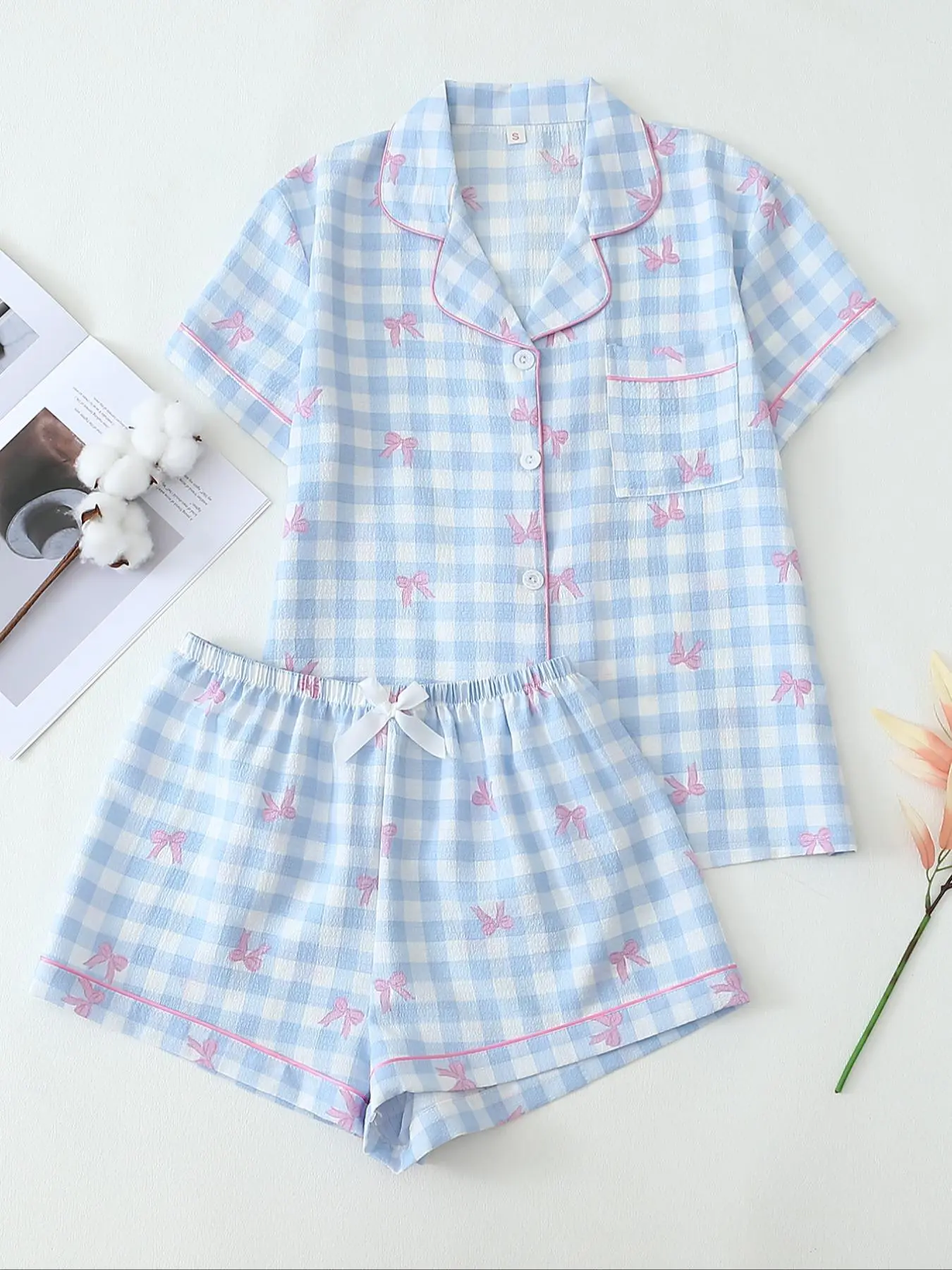 Women's Plaid & Bow Print Pyjama, Casual Comfy Short Sleeve Lapel Neck Pajama Top & Shorts PJ Set, Ladies Sleepwear for Spring & Fall, Pastel Cute Pajamas, Womenswear