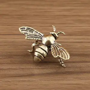 Brass Bee Metal Craft Ornament, Vintage Small Decor Statue, Statue Figurines, Desk Decoration, Unique Gift Idea, Metal Insect Art Piece, Home Decor Ornament