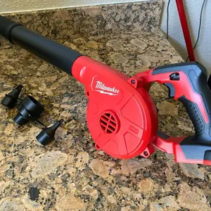 Milwaukee M18 18V Lithium-Ion Cordless Compact Blower with Compact Design and Compact Handle