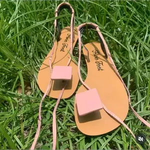 HirieFeet Diamond-toe Sandals -  Bridal Women Footwear Girl Shoe Comfortable Design, Ideal for Summer Wear