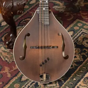 Eastman MD305 Spruce/Maple A-Style Hand-Carved Mandolin #2030