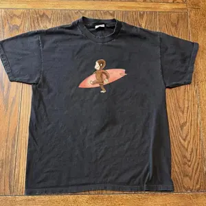 Men's 100% Cotton Round Neck Short-Sleeve Soft Breathable Fabric Retro Loose Curious George Surfing Graphic T-Shirt - Black/White Unisex Casual Streetwear Cute Cartoon Monkey Gift Top