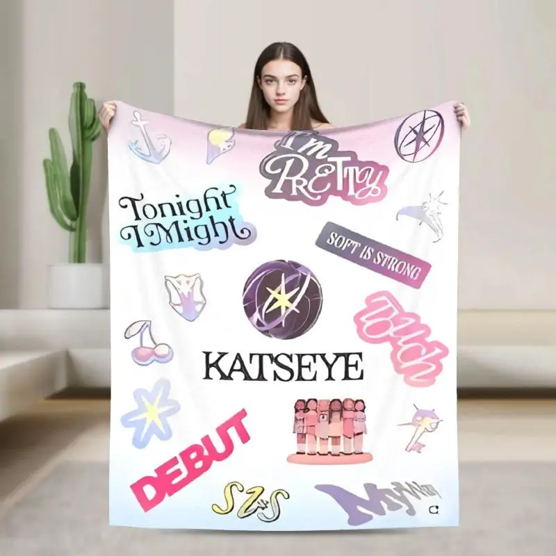 Katseye Kpop Music Ultra-Soft Flannel Throw Blanket, Cozy Warm for Bedroom Couch, Room Decor, Aesthetic Room Decor, Teen Girl Gifts, Ideal Birthday Christmas Gift for Kpop Fans (Spring Autumn Style)