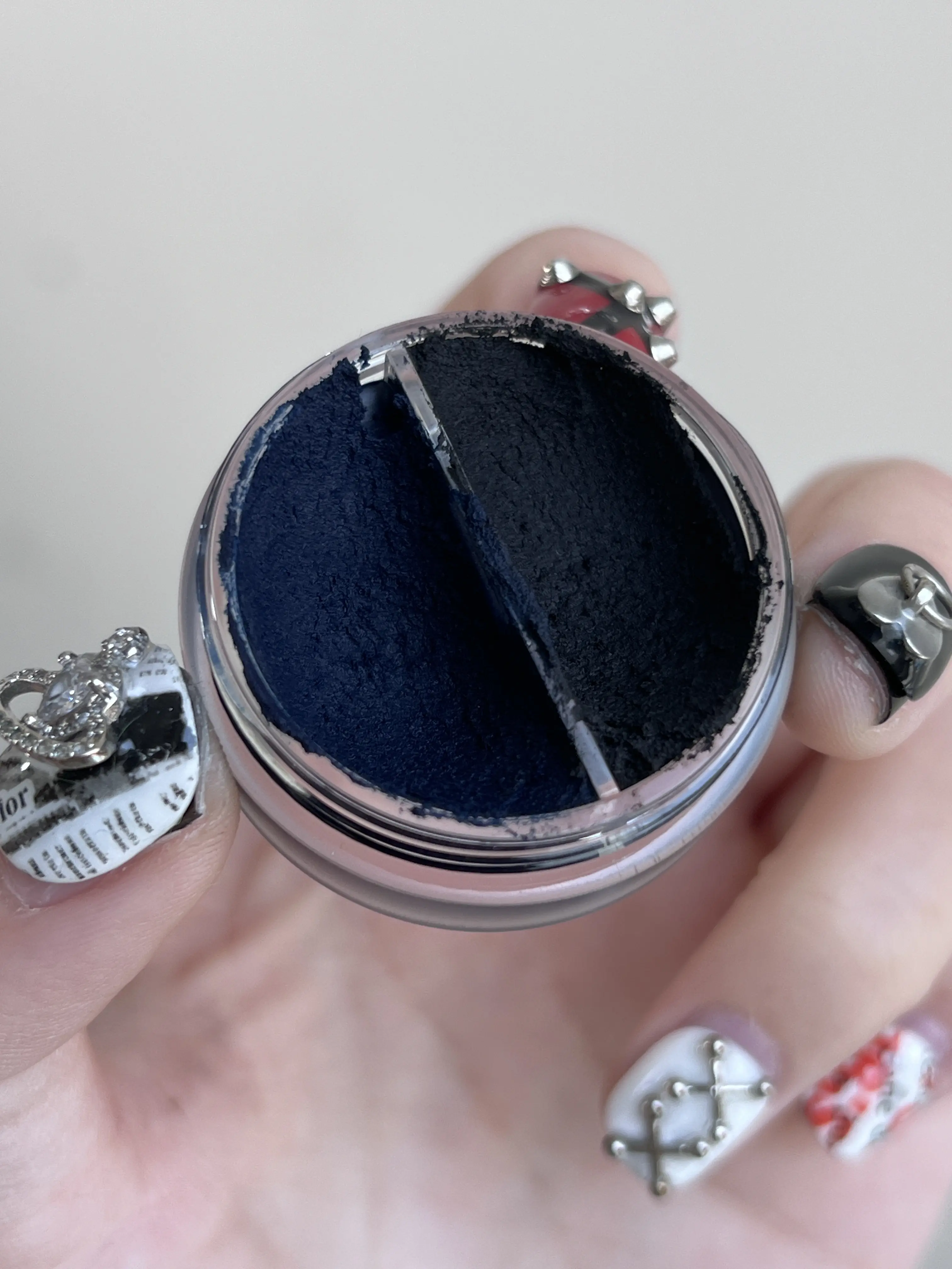 Shellwe Makeup x Freya86 Punk Bunny Denim Duo Lip Mud Lip Clay 6.4g