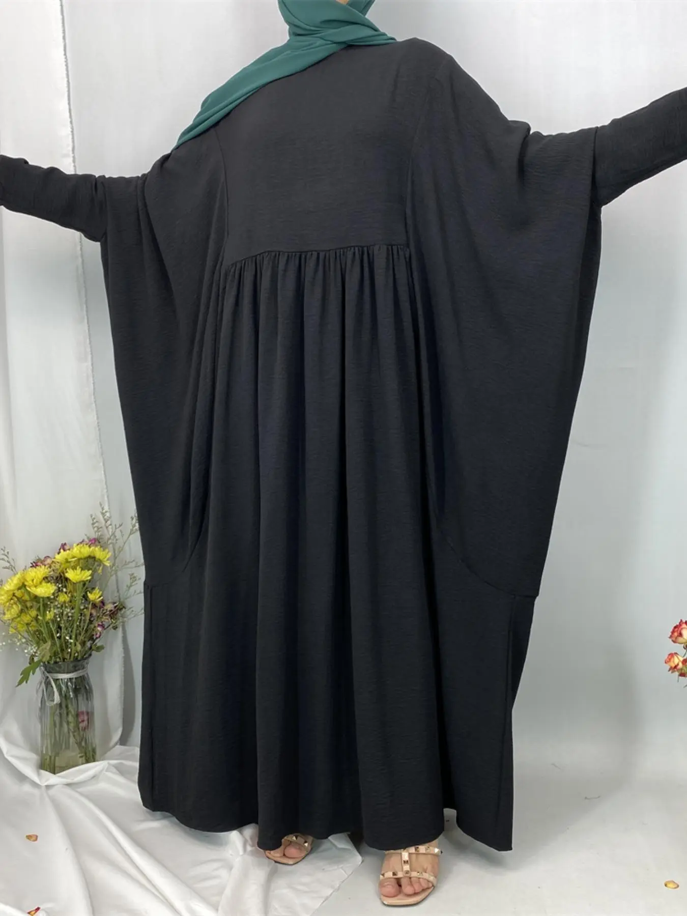 Women's Solid Batwing Sleeve Maxi Dress, Modest Islamic Clothing Fashion Long Sleeve Round Neck Dress for Daily Wear, Ladies Clothes for Spring, Muslim Women Gowns, Tunic Dress, Long Sleeve Dresses