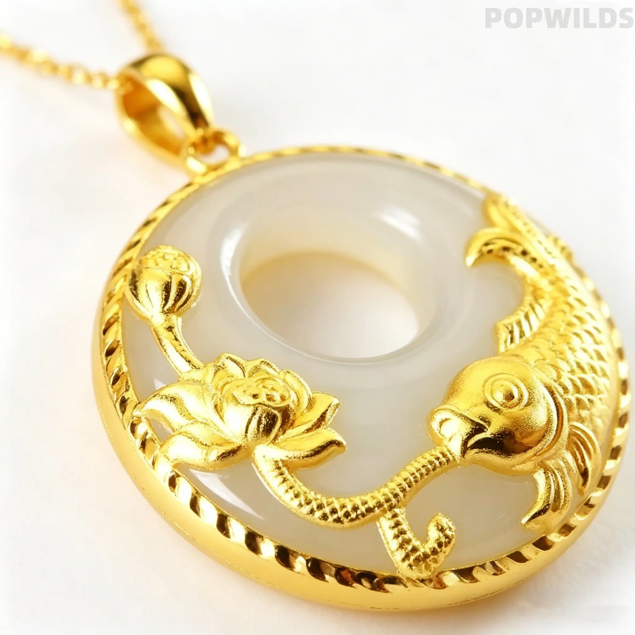 Chinese-Inspired Koi Fish Amulet Necklace - Ornate Symbolic Fish-Shaped Pendant, Elegant Lotus Charm, Culturally-Inspired Unisex Costume Jewelry, Exquisite Daily Wear Accessory, Meaningful Blessing Gift for Men Women, Chinese-Inspired Necklaces