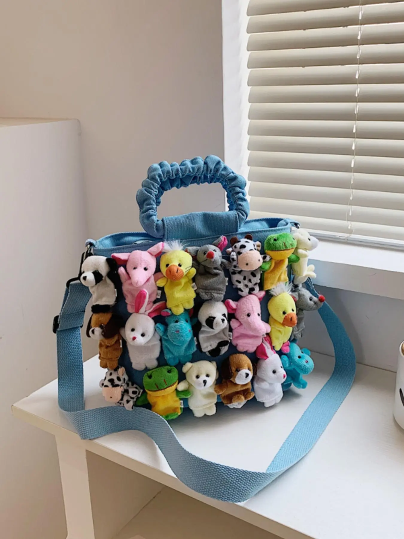 Cute Cartoon Animal Design Handbag, Casual Plush Toy Decor Crossbody Bag for Women & Girls, Fashionable All-match Designer Bag for Daily Life, Casual Crossbody Bags, Stylish Crossbody Bags, Crossbody Shoulder Bag