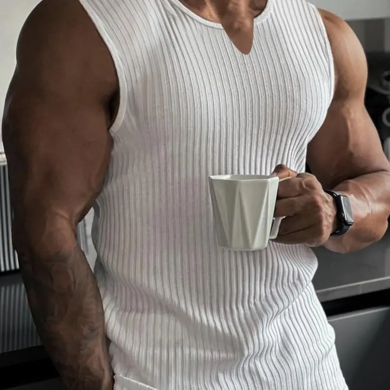 Men's summer sleeveless striped knitted polyester vest, Muscle Tank Tops, comfortable and fashionable casual wear, high elasticity, breathable and form-fitting design, suitable for fitness exercises and running, American casual sporty style