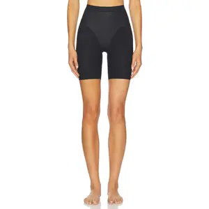 SPANX Spanxshape Invisible Midthigh Short in Very Black