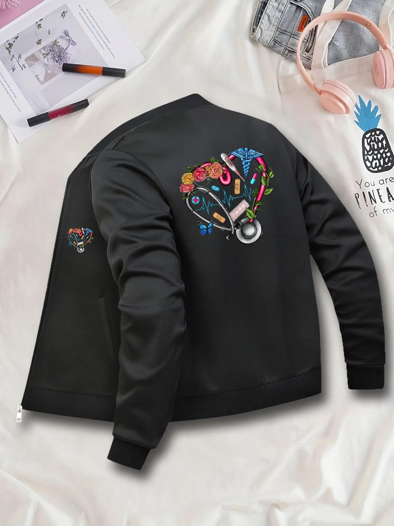 Women's Fashion Sporty Baseball Jacket with Nurse Heart Graphic, Casual Fitted Zipper Cardigan Long Sleeve for All Seasons, Stylish Outerwear Coats for Daily Wear