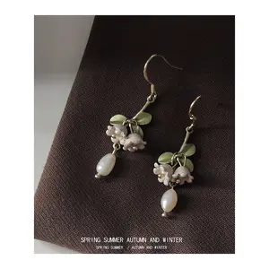 Sliver Freshwater Pearl Earrings Linglan Flower Design Painted Green Tassel Countryside Style Earrings