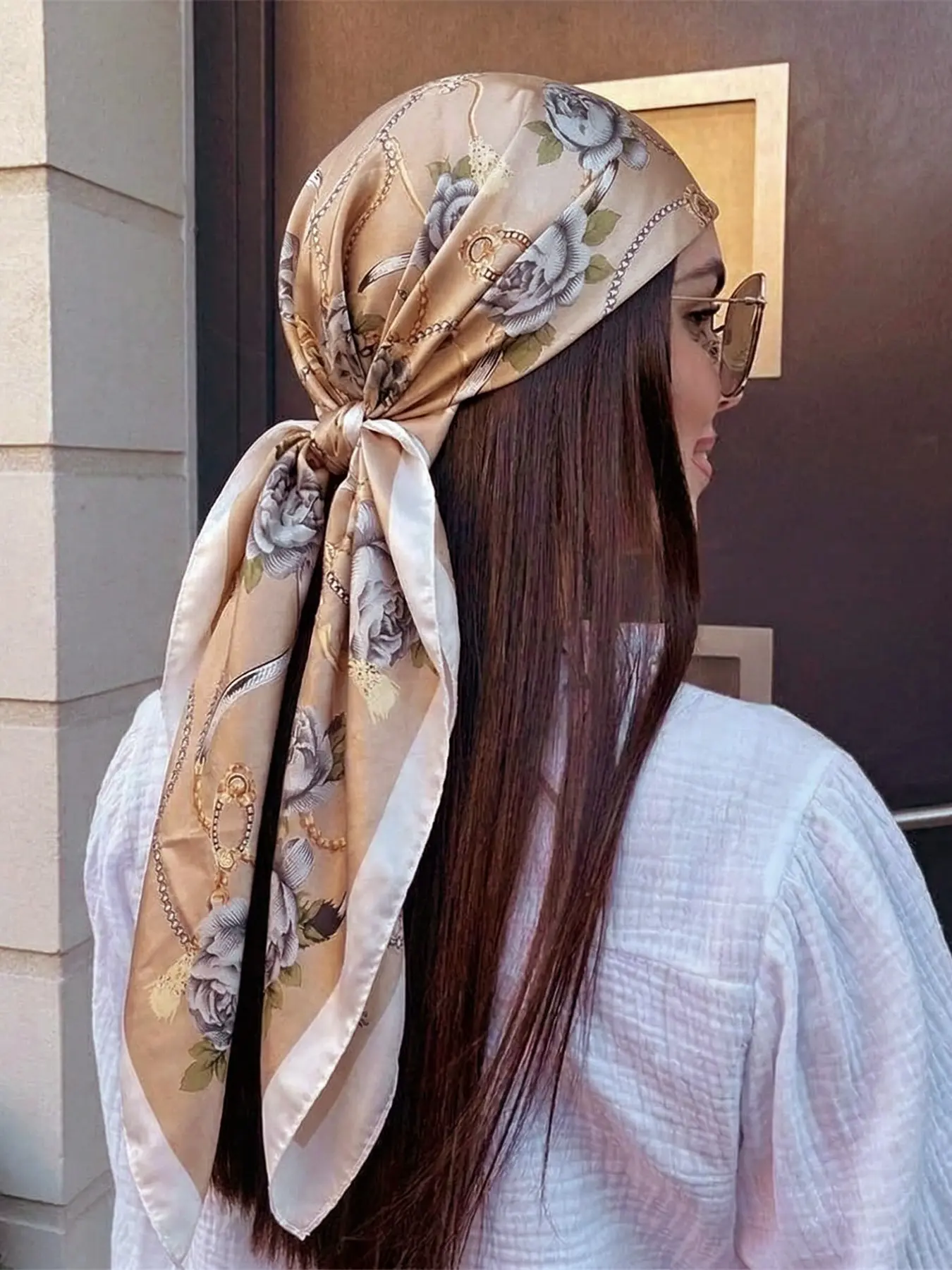 Elegant Rose Bandana Scarf, Fashionable Versatile Headscarf, Colorblock Border Hijab, Perfect for Commute and Travel, 90cm Square Scarf