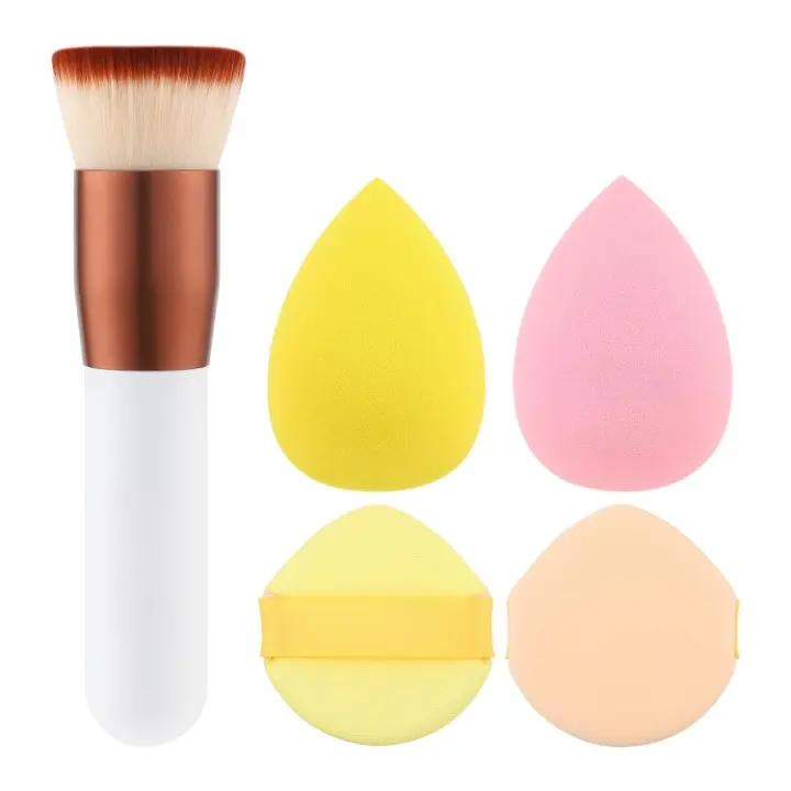 Flat Top Kabuki Foundation Brush with Blending Sponges – Ideal for Liquid, Cream, and Powder Makeup, Perfect for Buffing and Stippling