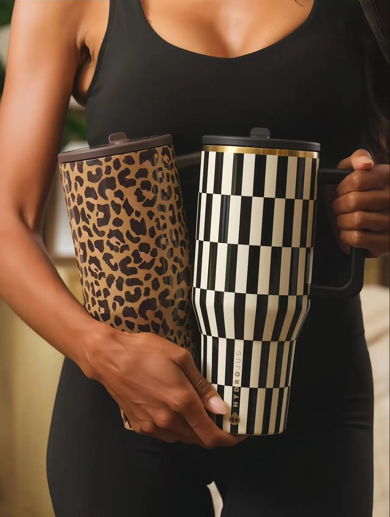 Hydrojug Black Tie & Savanna Vintage Animal Print 40oz Stainless Steel Vacuum Flask, Portable Insulated Tumbler with Straw, Leakproof Non-Slip Rubber Base for Sports, Travel