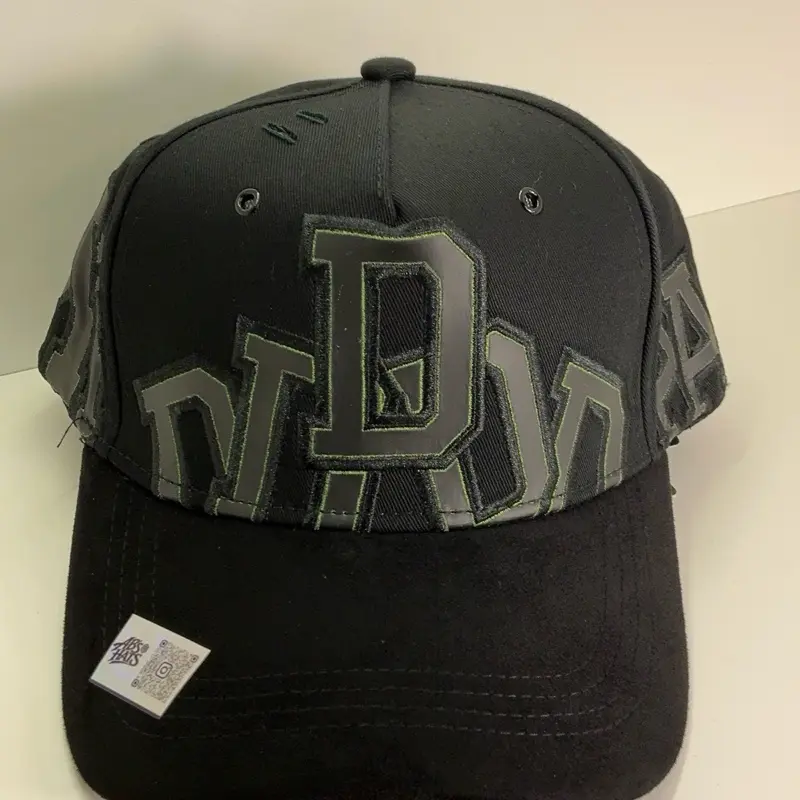 Dandy Hats with Color-Changing Letters - Black Baseball Cap with Heat-Responsive Design