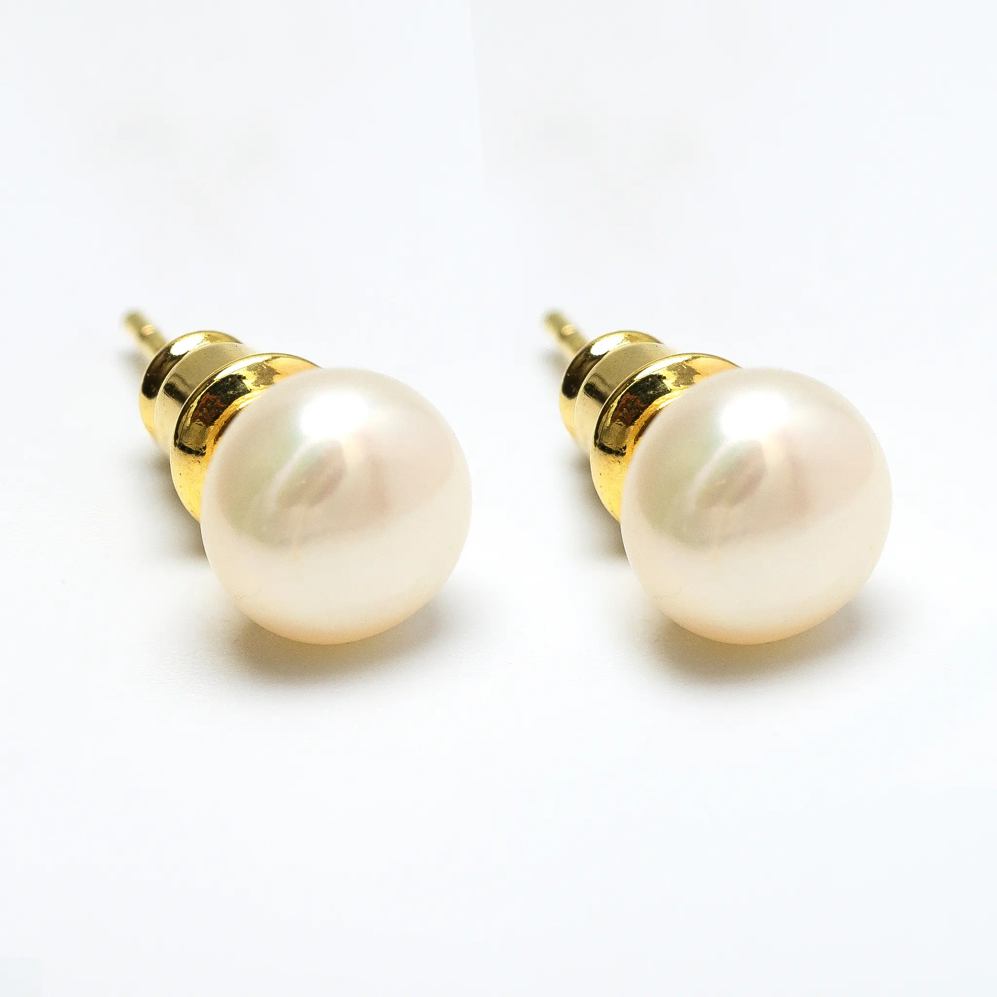 Genuine Freshwater Pearl Stud Earrings, Elegant Classic Genuine 6mm Cultured Pearl Design, Sterling Silver Back Post, Hypoallergenic, Nickel-Free Jewelry Gift