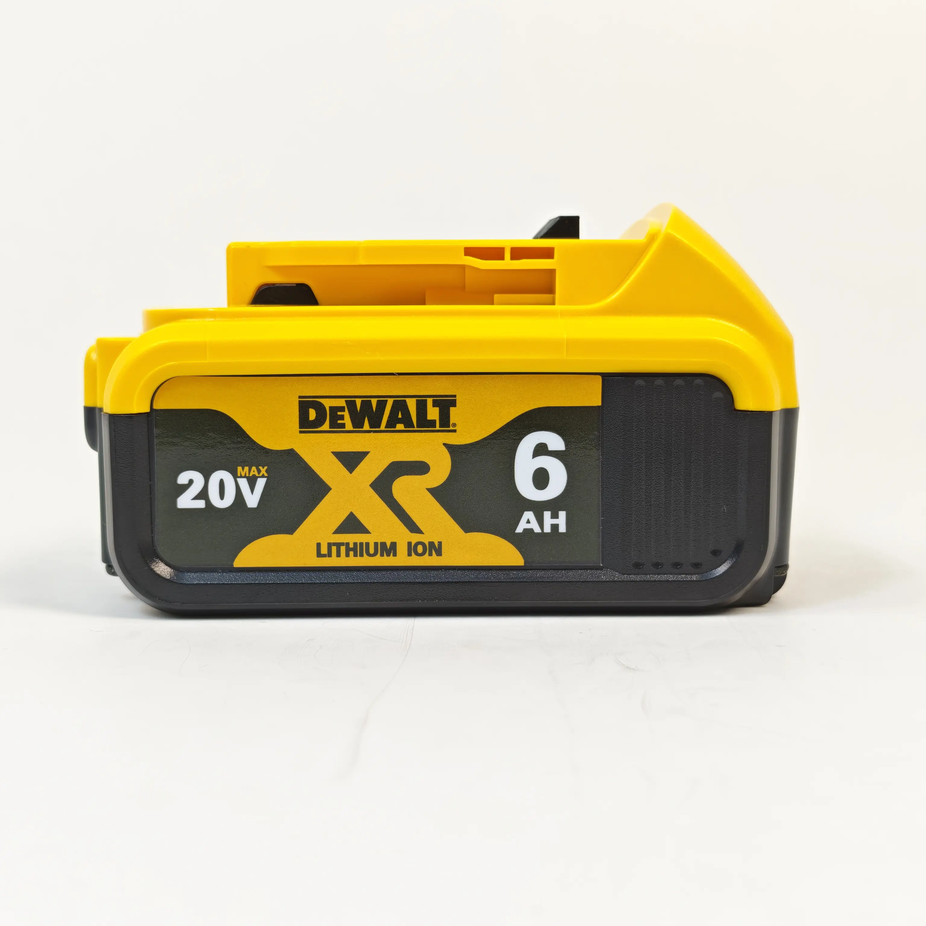 High Capacity DEWALT DCB206 20V MAX XR 6.0Ah Rechargeable Lithium Battery, 18650 Cell, Smart BMS Safety System, LED Power Display, Fast Charge, Anti-drop Shell for Heavy Duty Cordless Power Tools