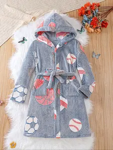 Big boy, girl, baseball, soccer, baseball cap, volleyball night light plush nightgown, Nightgown Sleepwear, soft and comfortable, skin friendly with small pockets on both sides, same belt, hood, thick robe, autumn and winter version