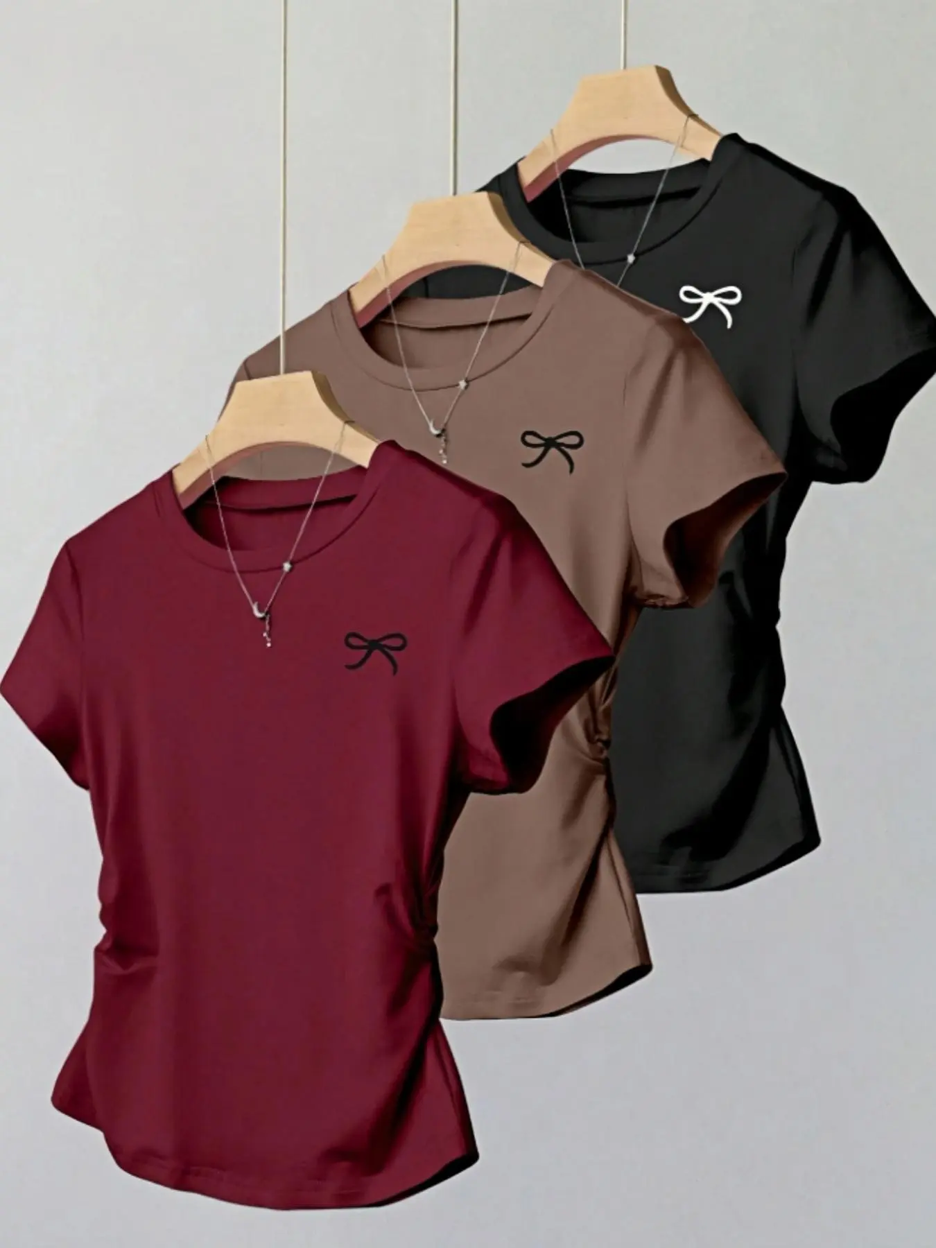 Women's Solid Color Embroidery Tee, Casual Chic Minimalist Short Sleeve Round Neck Fitted T-shirt for Summer, Ladies Clothes for Daily Wear, Top, Womenswear, Casual Summer Tees, Casual Tops