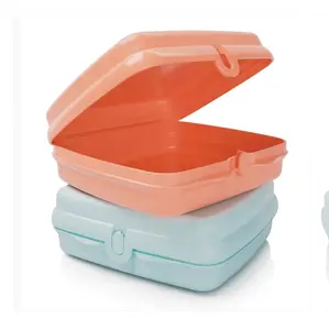 Sandwich Keeper (Tupperware) set of 2